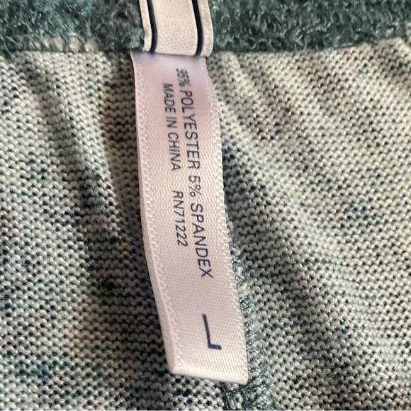 Izod Animal Print 2 Piece Pajama Set - Picture 7 of 14